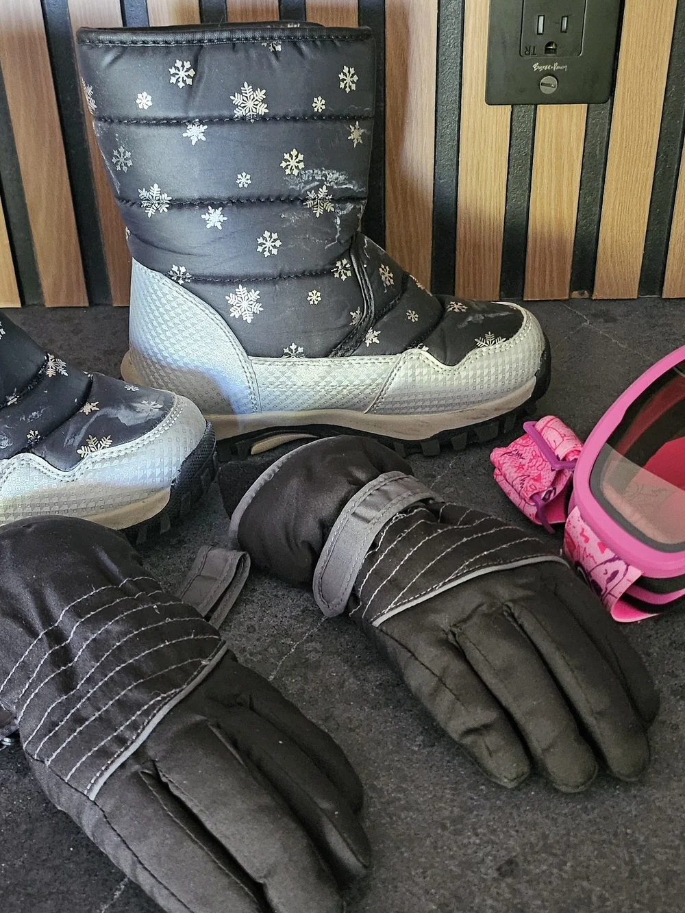 Kids Black Snow Boots, Gloves And Ski Glasses - Cozy Winter